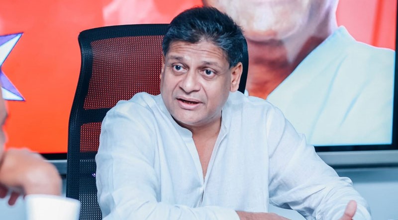 Sarvajana Balaya Party leader Dilith Jayaweera states that all those who come to the National People's Power Parliament will receive food from the Parliament cafeteria at all three times.