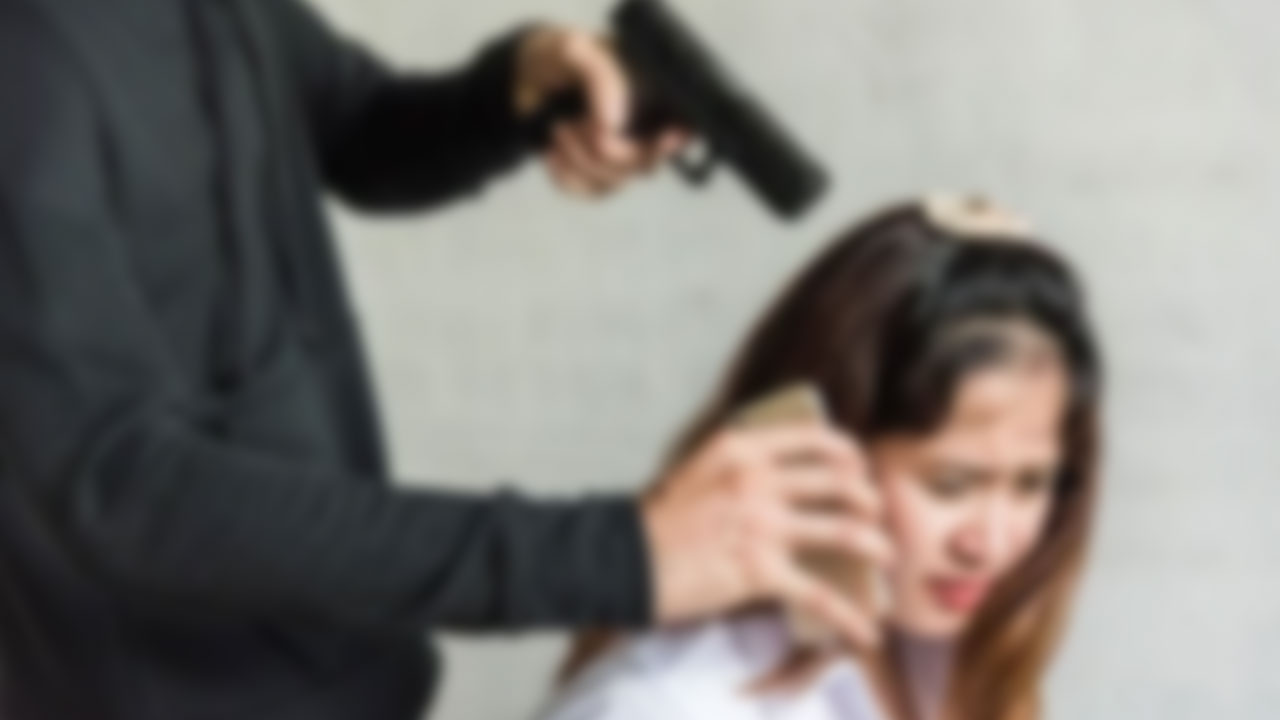 Kidnapped daughter at gunpoint